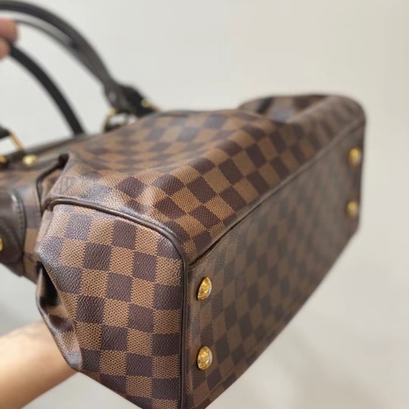 Louis Vuitton Trevi MM tote - Picture 5 of 7